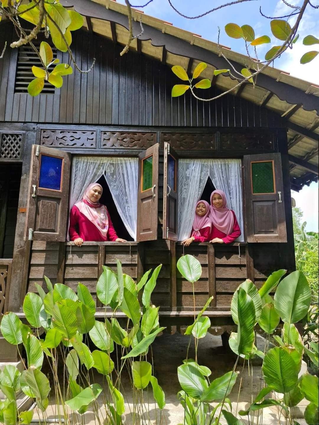 Kampung Tok Lembut Vacation Home Пантай-Сенанг Экстерьер фото